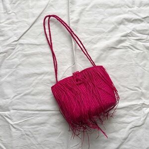 Vibrant Pink Raffia Fringe Shoulder Bag